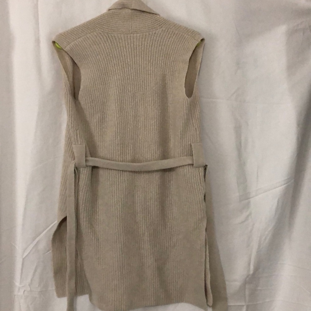 Cardigan - Picture 2 of 3